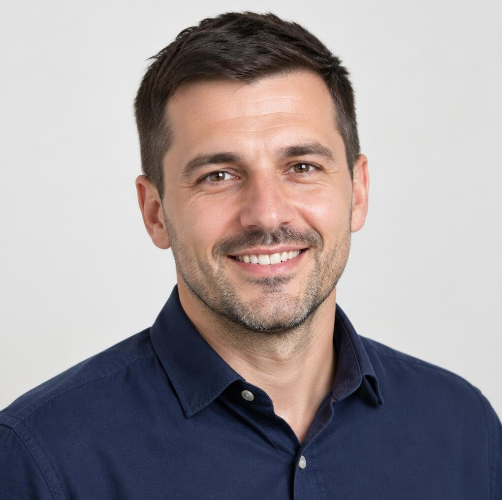 Portrait of a smiling man in his thirties